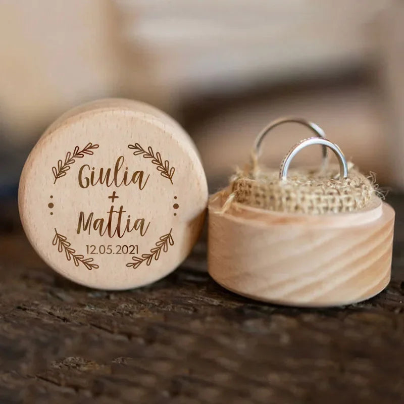 Personalisierte Ringbox als Geschenk für Sie – Aufbewahrungsschale für Hochzeits- und Verlobungsringe aus Holz mit gravierten Hochzeitsgelübden
